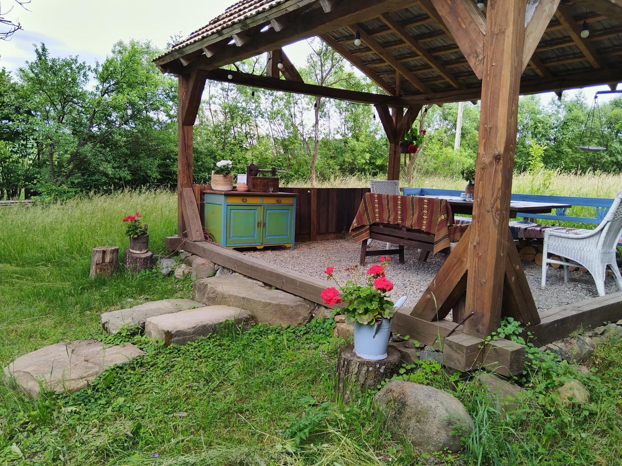 Small Apartment In Breb S Cosy Barn Exterior foto